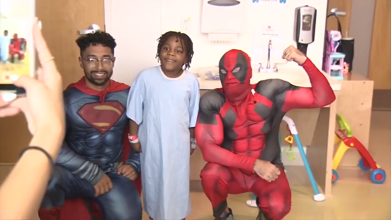 webnexttech | Young patients hang out with rappelling superheroes at Joe DiMaggio Children’s Hospital