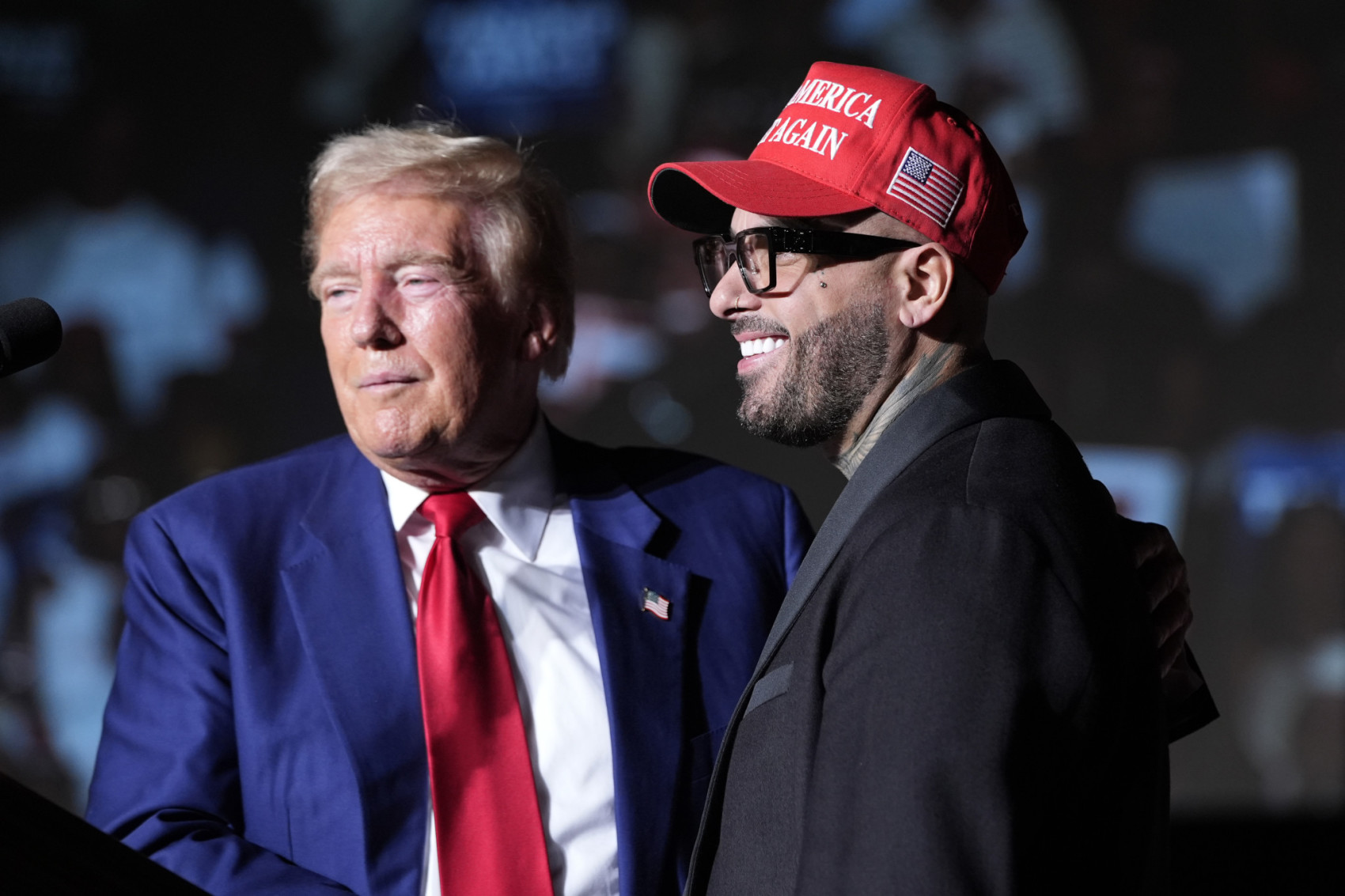 webnexttech | Maná removes song with Nicky Jam in protest of his support for Trump