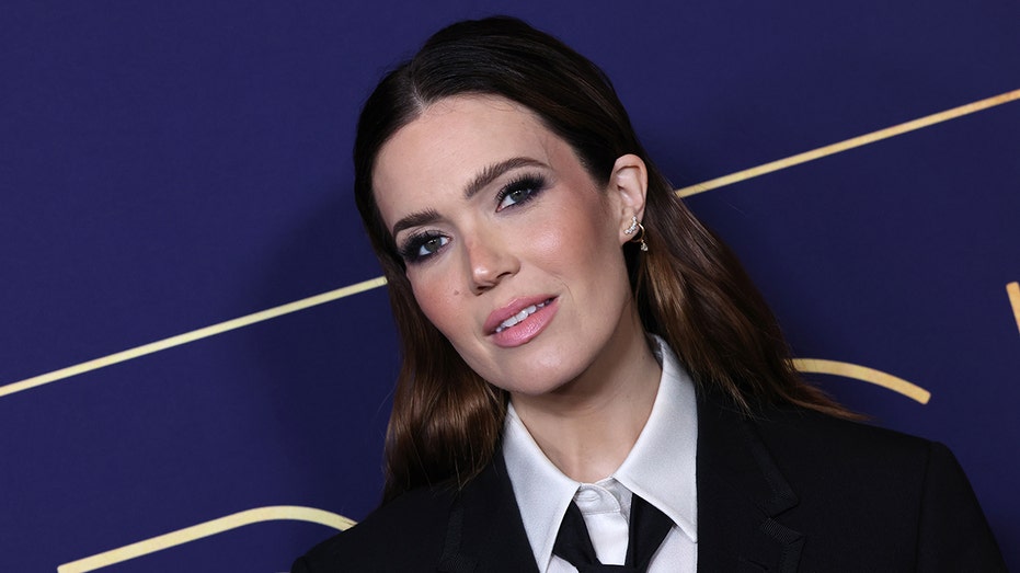 webnexttech | Mandy Moore blasts paparazzo following her in ninth month of pregnancy: 'I'm literally about to give birth'