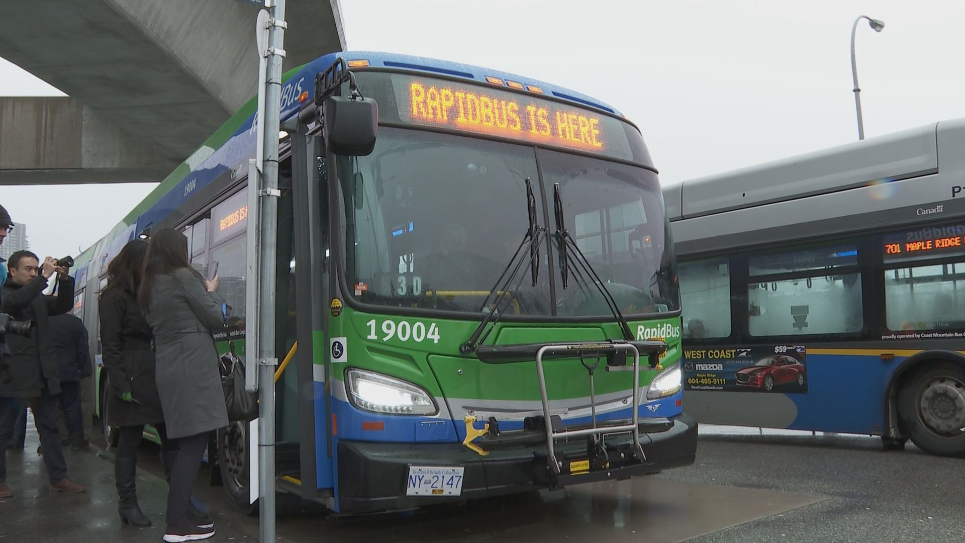 webnexttech | B.C. municipalities back free transit for youth