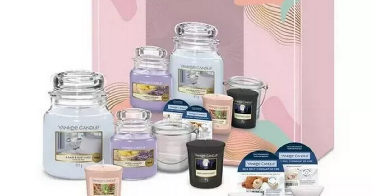 webnexttech | Debenhams shoppers stock up on cosy autumn candles with half price Yankee gift set