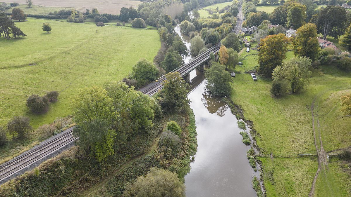 webnexttech | Video retraces the final steps of mother Victoria Taylor before she vanished eight days ago as police scouring river for missing 34-year-old