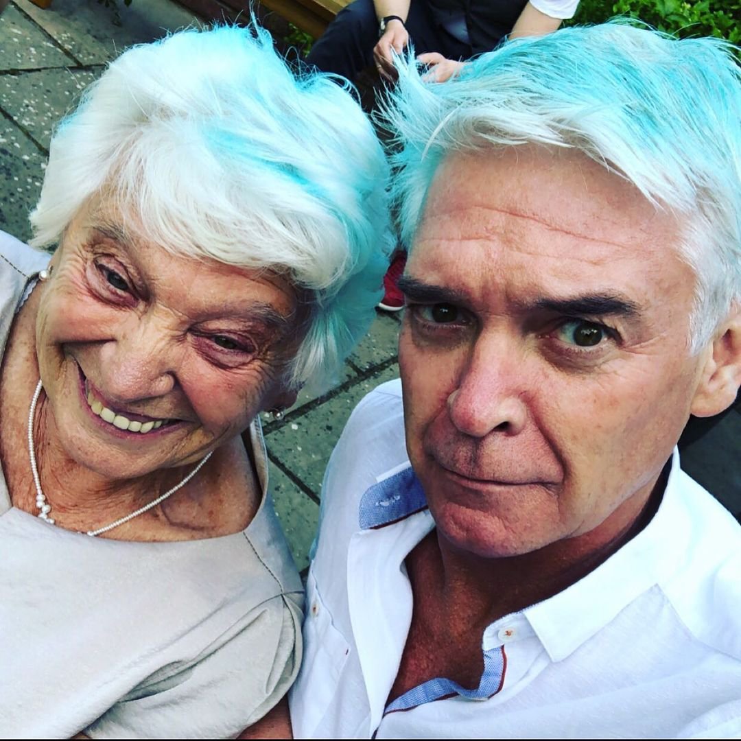 webnexttech | Phillip Schofield announces death of mother Pat after ‘heartbreaking weekend’