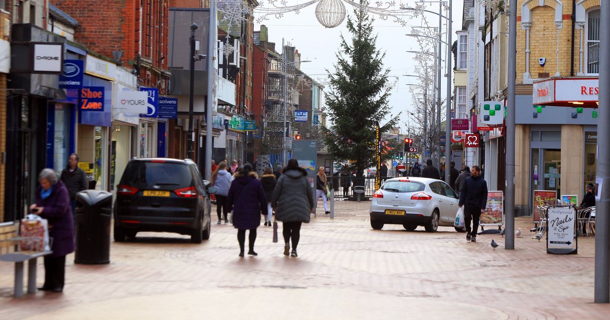 webnexttech | WH Smith to close its store on Rhyl high street