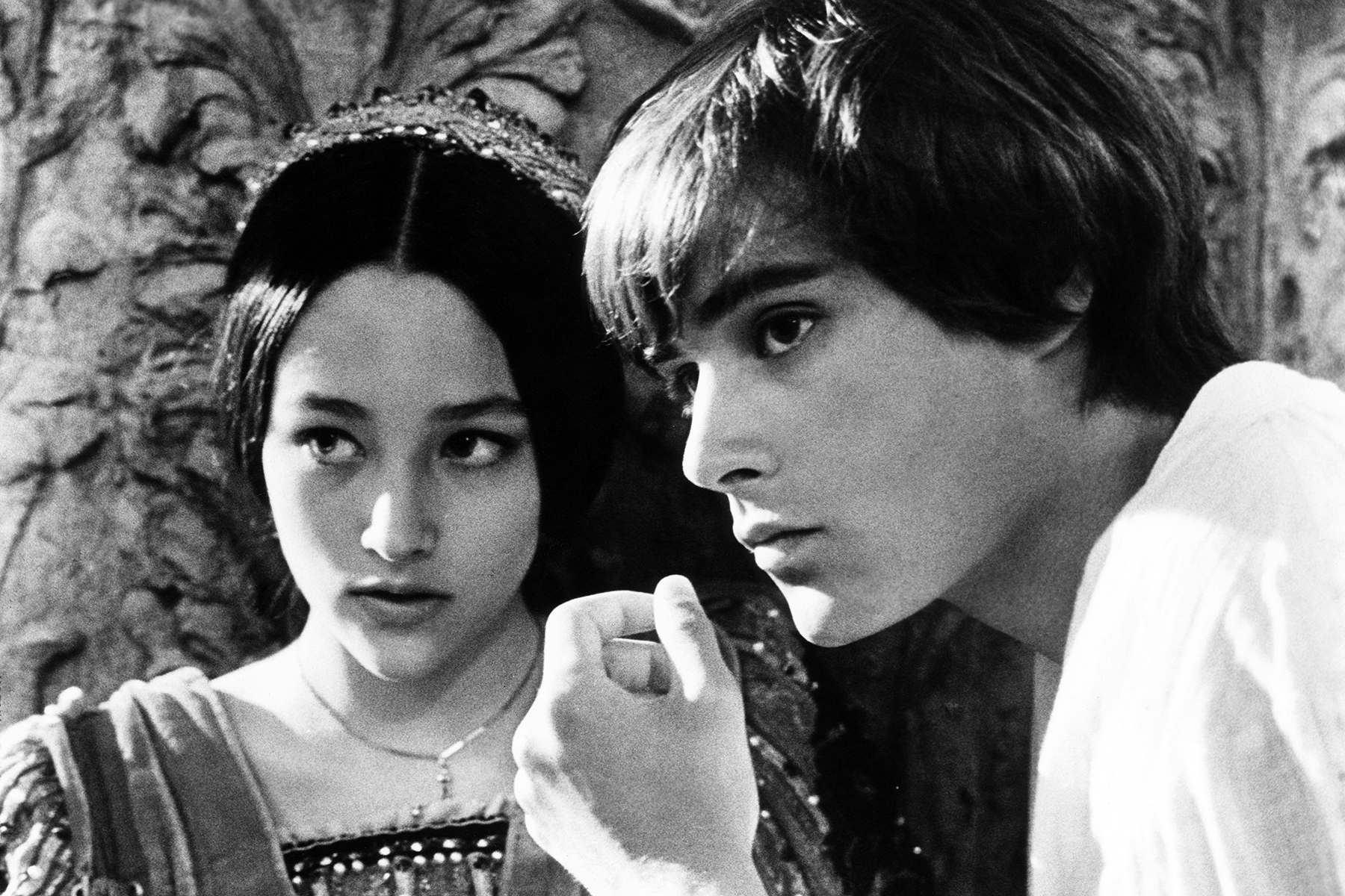 webnexttech | ‘Romeo and Juliet’ Stars Claiming ‘Child Pornography’ Have Second Lawsuit Dismissed