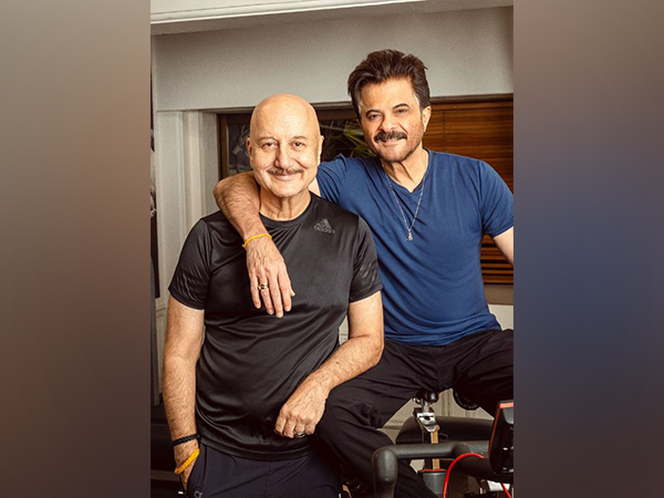 webnexttech | “Entire industry is saluting you…”:  Anil Kapoor lauds Anupam Kher’s determination