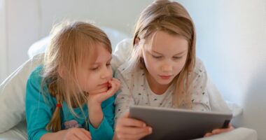 webnexttech | Scientists say they've pinpointed amount of screen time in kids that increases autism risk