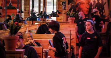 webnexttech | Low-cost American eatery thriving despite shutdowns