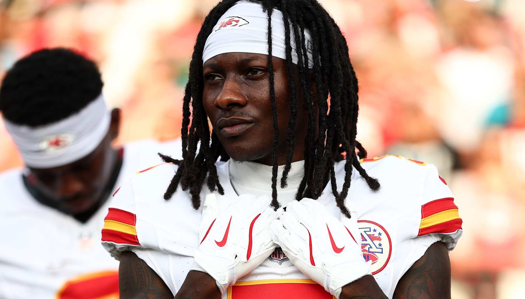 webnexttech | NFL Rumors: Chiefs Haven't Ruled Out Hollywood Brown Returning from Injury in 2024